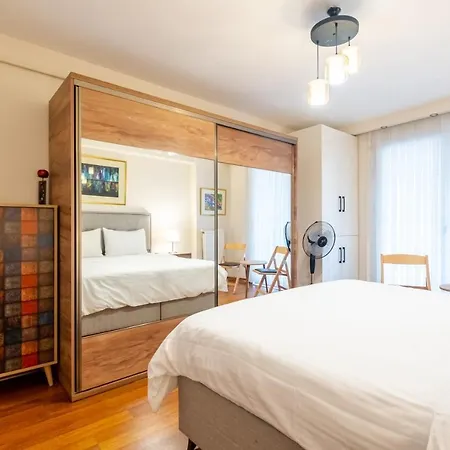 Pleasant Flat With Location In Sisli * Istanbul