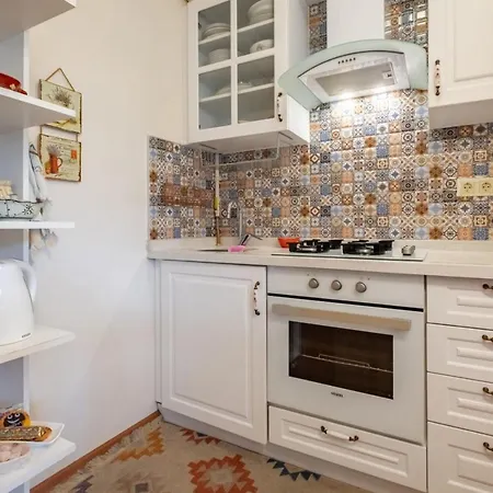 Apartment Pleasant Flat With Location In Sisli